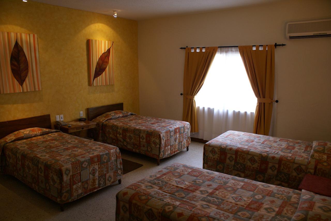 Hotel San Francisco Tapachula Quarto foto